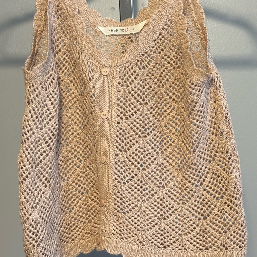 Free 2B Acrylic Women's  Cropped Light Weight Sweater Pink Size 6‎